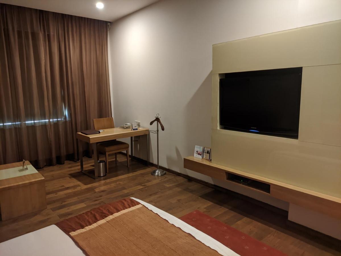 Fortune Select Global, Gurugram - Member Itc Hotels' Group Gurgaon Exteriör bild
