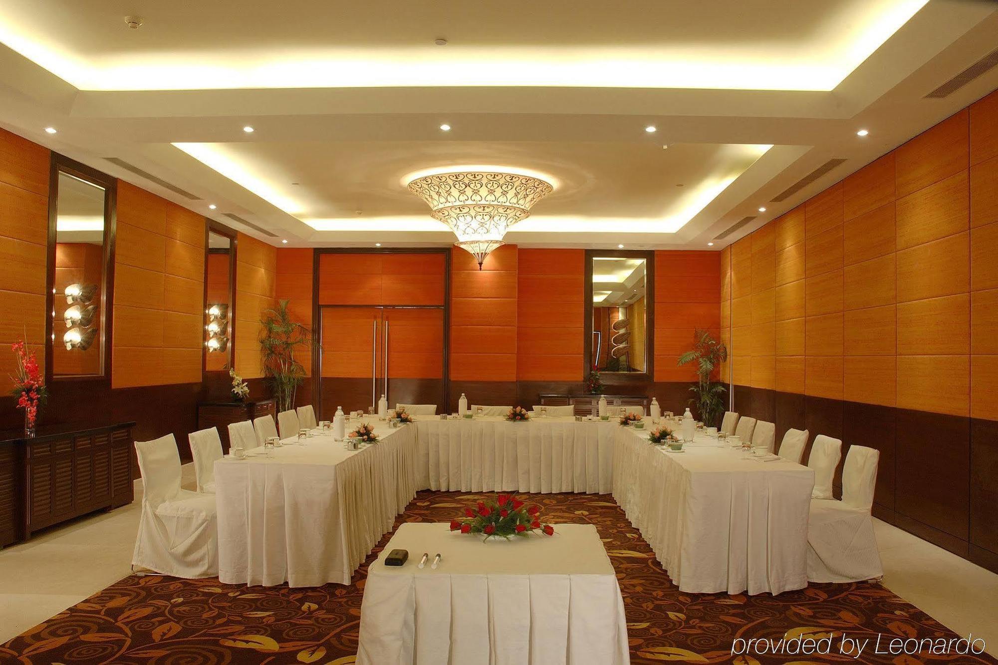 Fortune Select Global, Gurugram - Member Itc Hotels' Group Gurgaon Restaurang bild